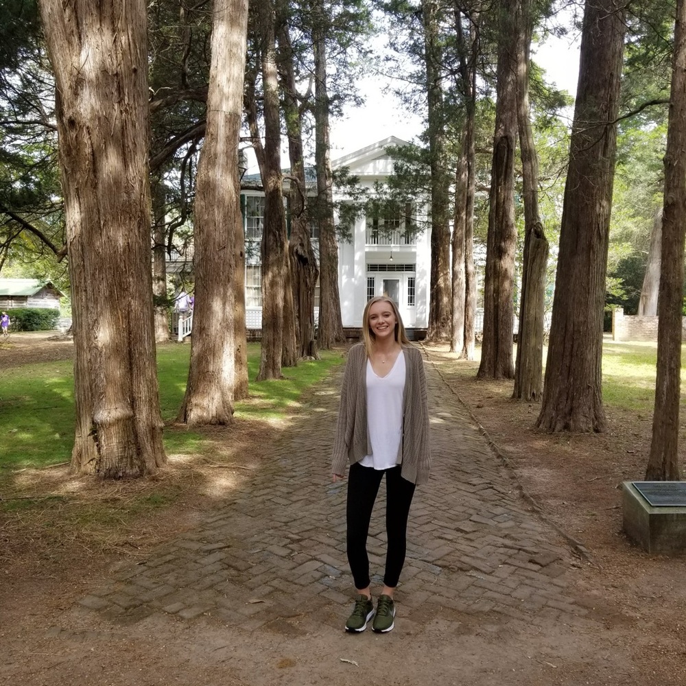 Meet your Posher, Paige